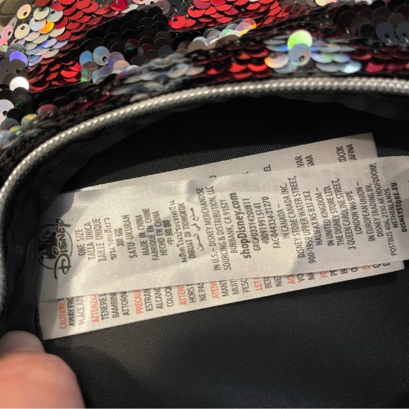 Disney sequin mini backpack - Picture 7 of 8